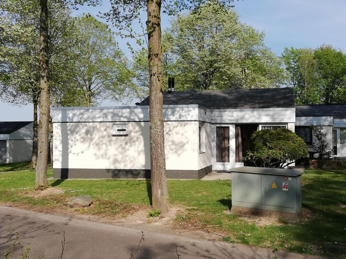 Rustige, Gelijkvloerse Vakantiewoning Met 2 Slaapkamers In Simpelveld, Zuid-Limburg 외부 사진